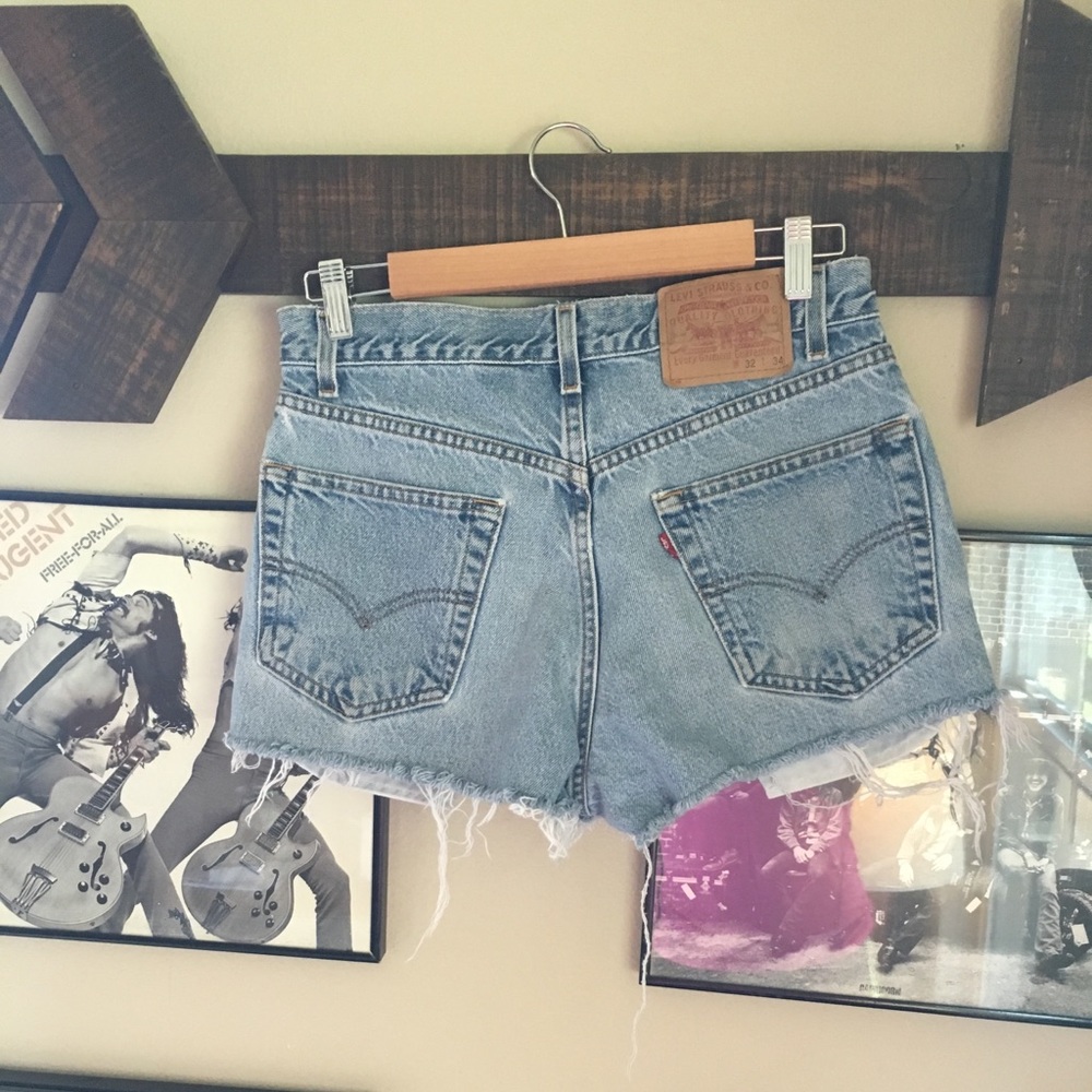 Levi's relaxed straight leg cut offs